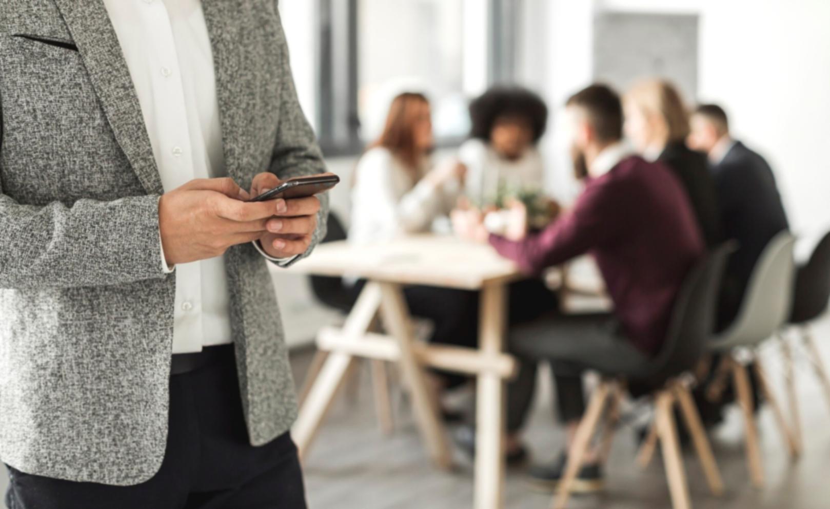 Процесс разработки учебных материалов в офисе команды Heriente Poliavo